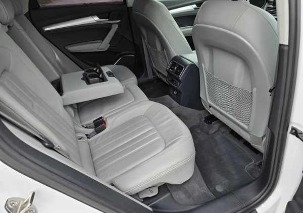 Audi Q5 cena 125458 przebieg: 155000, rok produkcji 2018 z Bystrzyca Kłodzka małe 781